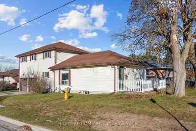 292 Pacific Ave, House other with 4 bedrooms, 2 bathrooms and 6 parking in Oshawa ON | Image 3