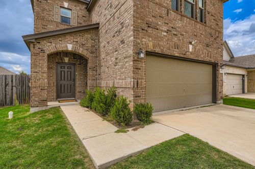405 Thunder Valley Trl, Georgetown, TX, 78626-7675 | Card Image