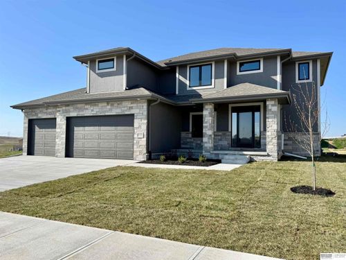 21722 Parkview Dr, Gretna, NE, 68028-5170 | Card Image