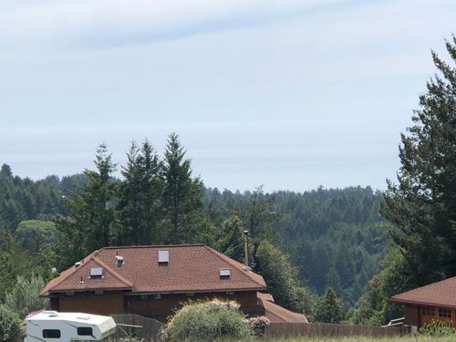 606 Wolverine Way, Whitethorn, CA, 95589-8911 | Card Image