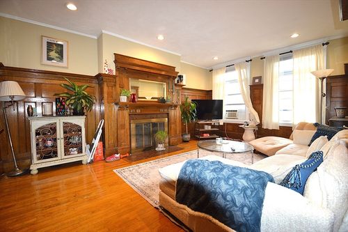 ph-1793 Beacon St, Brookline, MA, 02445-4265 | Card Image