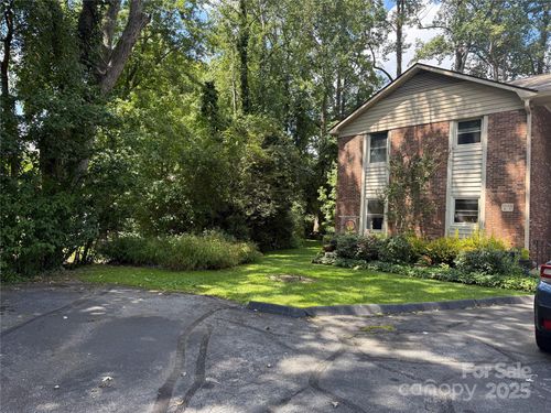 apt-a-1329 4th Ave W, Hendersonville, NC, 28739-4776 | Card Image