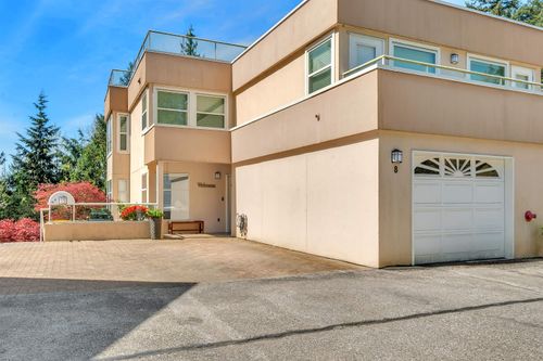 8-2425 Edgemont Boulevard, North Vancouver, BC, V7P2L2 | Card Image