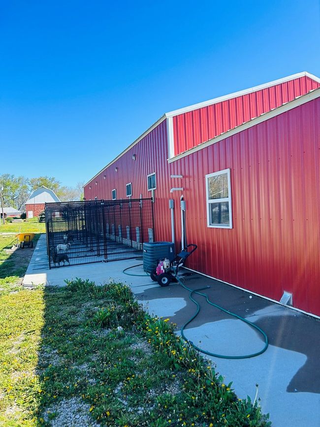 2271 200th Street, Home with 4 bedrooms, 1 bathrooms and 2 parking in Humboldt IA | Image 23