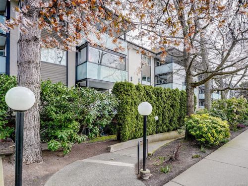 405-1619 Morrison St, Victoria, BC, V8R6R8 | Card Image
