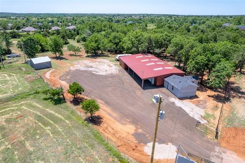 1402 W Veterans Memorial Hwy, Blanchard, OK, 73010 | Card Image