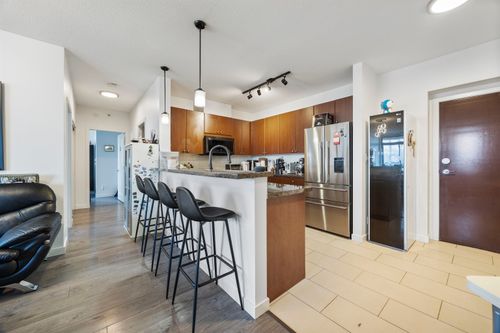 1703-15 E Royal Ave, New Westminster, BC, V3L0A9 | Card Image