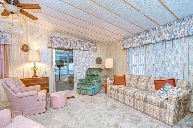 39351 Dundee Rd, House other with 2 bedrooms, 2 bathrooms and null parking in ZEPHYRHILLS FL | Image 28