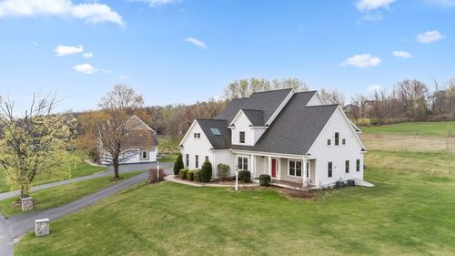 596 South St, Shrewsbury, MA, 01545-4818 | Card Image