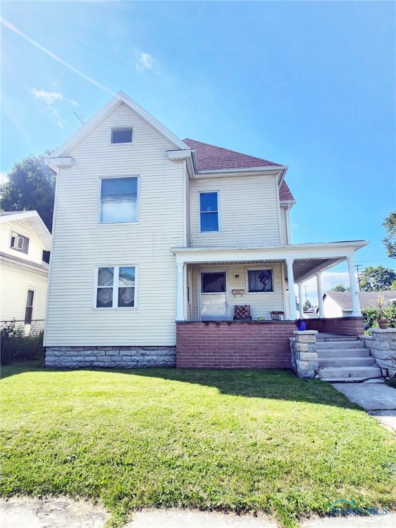 Crocker St, Fostoria, OH 44830