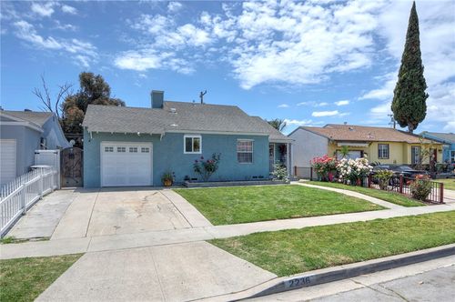 2236 E 63rd St, Long Beach, CA, 90805-2607 | Card Image