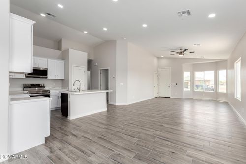 11170 W Penasco Dr, Arizona City, AZ, 85123-5497 | Card Image