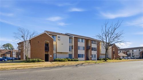 3-109 Hampton Club Dr, Hampton, VA, 23666-5736 | Card Image