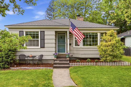 4311 N Wall St, Spokane, WA, 99205-1172 | Card Image