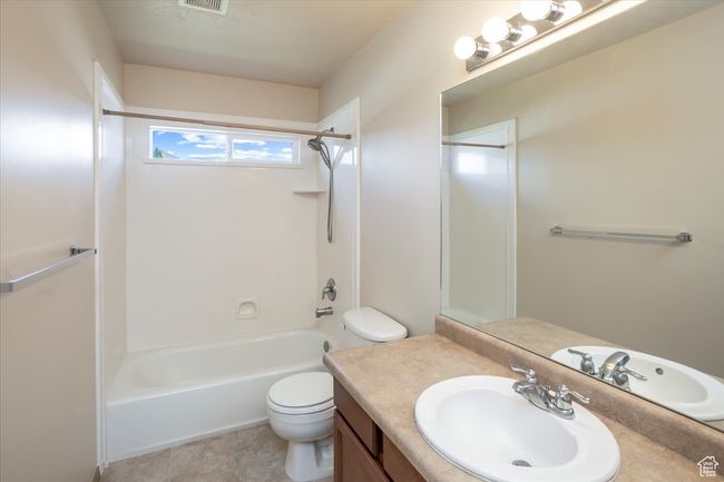 3434 4525, House other with 6 bedrooms, 3 bathrooms and 4 parking in West Haven UT | Image 20
