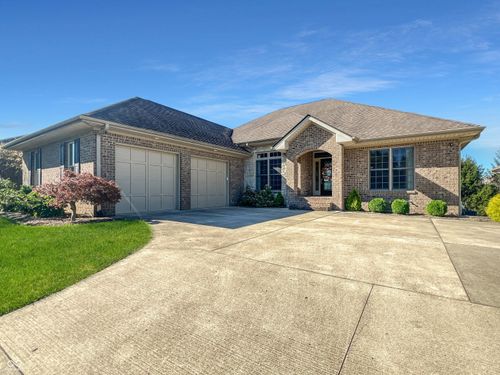 6105 Horizon Dr, Columbus, IN, 47201-1110 | Card Image