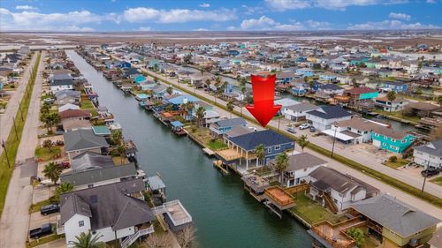 378 Ling St, Bayou Vista, TX, 77563-2617 | Card Image