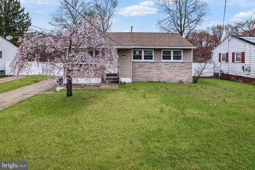 418 Delview Ln, Delanco, NJ, 08075-4911 | Card Image