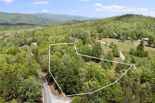 1 Lenore B Ln, Mountain Rest, SC, 29664 | Card Image