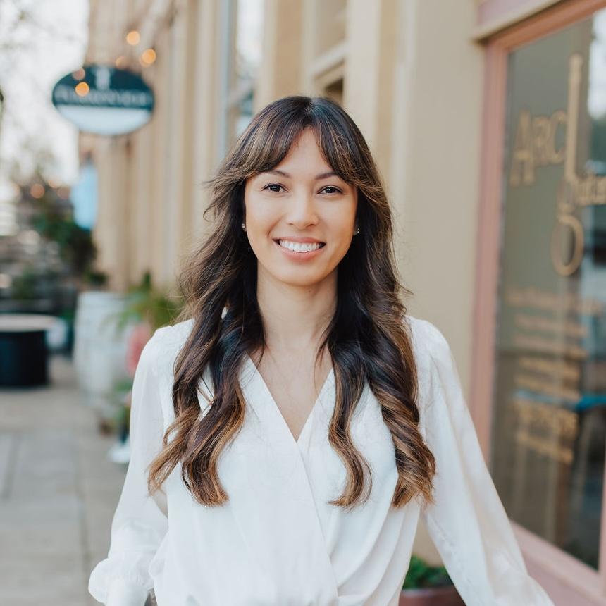 Tara Marie Kahawaii