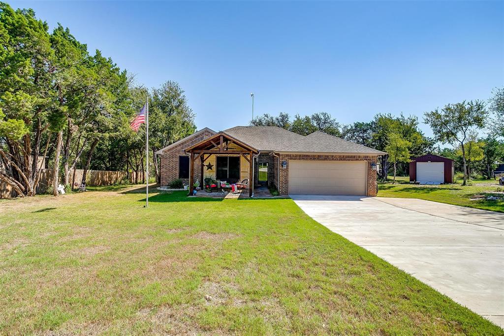 Moss Rock Trl, Granbury, TX 76048