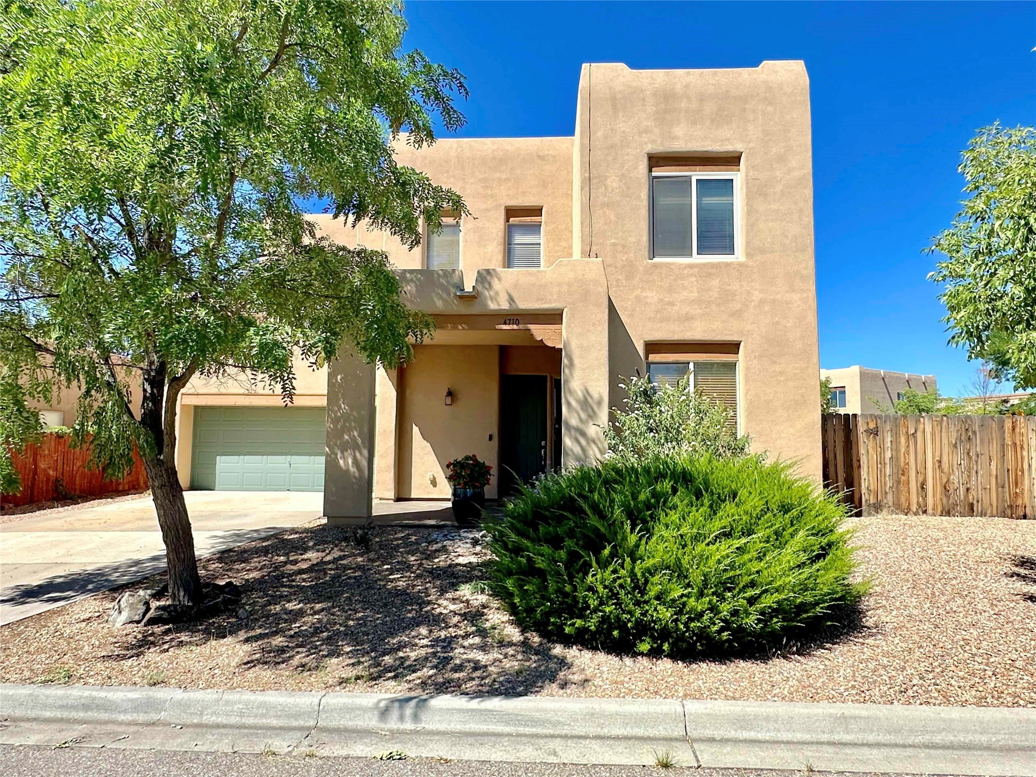 Highlands Loop, Santa Fe, NM 87507