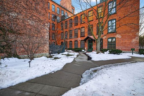 314315-429 N Franklin St, Syracuse, NY, 13204-1400 | Card Image