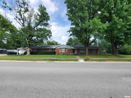 301 S Glenview Dr, Carbondale, IL, 62901-2241 | Card Image