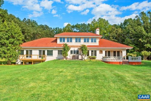 8540 Taylor Creek Rd, AFTON, VA, 22920-2920 | Card Image