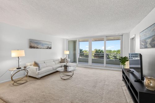 c-307-4201 N Ocean Blvd, Boca Raton, FL, 33431-5343 | Card Image