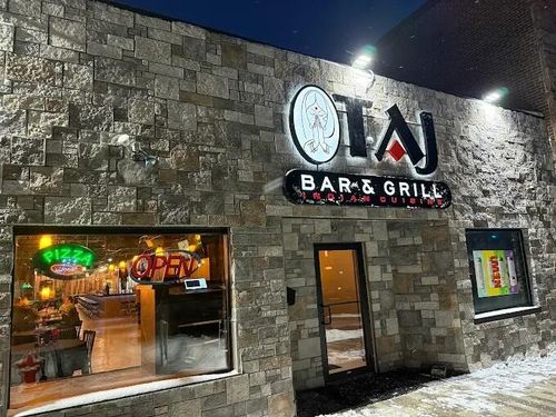 135 S Broadway St, Cassopolis, MI, 49031-1242 | Card Image