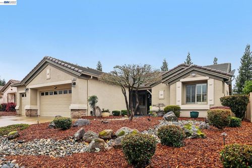 1980 Laurelhurst Ln, Lincoln, CA, 95648-8703 | Card Image