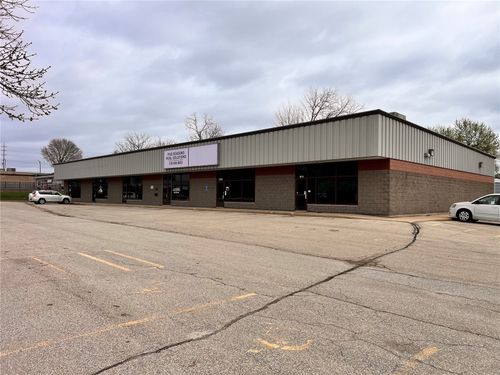 5313 Park Pl, Cedar Rapids, IA, 52402-6216 | Card Image