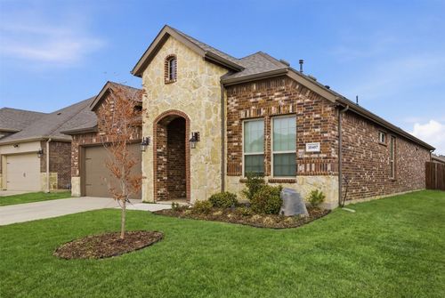 10407 Twisting Springs Dr, Aubrey, TX, 76227-1042 | Card Image