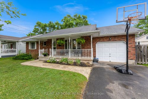 2507 Coral Ave, Fort Erie, ON, L0S1S0 | Card Image