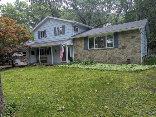 696 Summit Dr, Webster, NY, 14580-1326 | Card Image