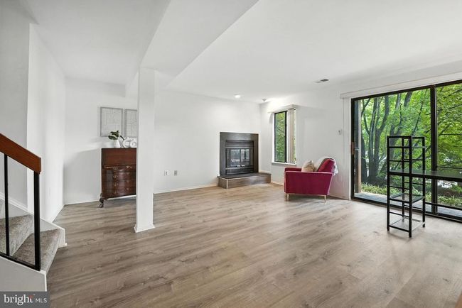 2151 Cabots Point Ln, Townhouse with 4 bedrooms, 3 bathrooms and null parking in RESTON VA | Image 45