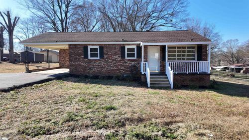 261 Oak Cir, Spartanburg, SC, 29316-9198 | Card Image