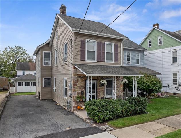 4th St, Catasauqua, PA 18032