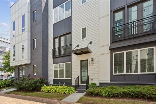 704 Banton Dr Nw, Atlanta, GA, 30318-3325 | Card Image