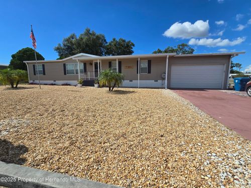 8144 Weatherford Ave, Brooksville, FL, 34613-5827 | Card Image