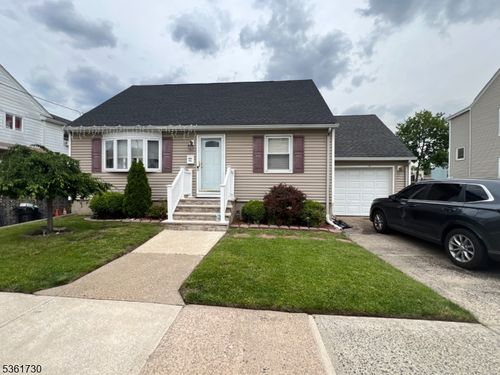 390 Morrissee Ave, Haledon, NJ, 07508-1312 | Card Image