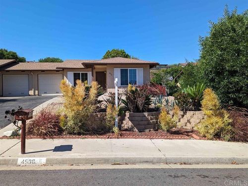 4536 Beverly Glen Dr, Oceanside, CA, 92056-2932 | Card Image