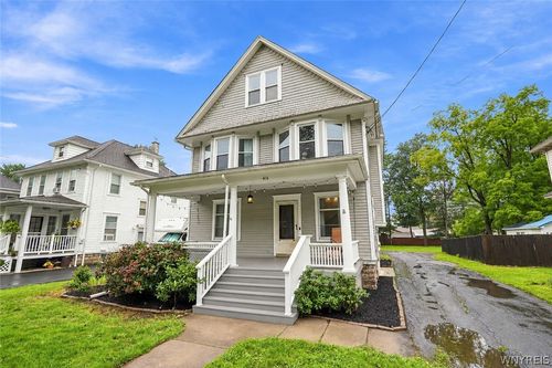 416 Erie St, Medina, NY, 14103-1008 | Card Image