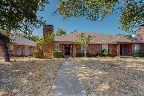 1912 N Irving Heights Dr, Irving, TX, 75061-5153 | Card Image