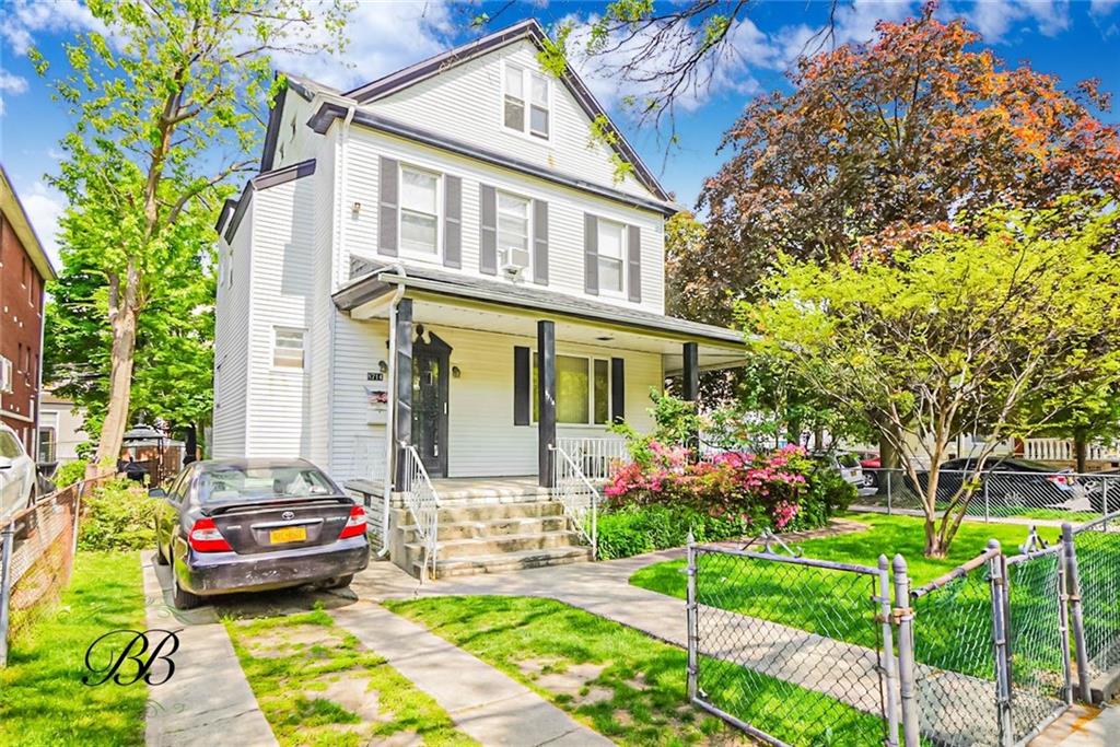 Bay 16th St, Brooklyn, NY 11214