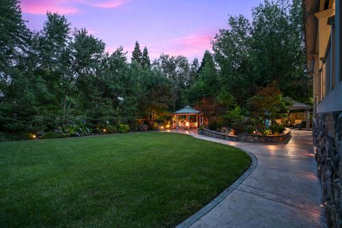 11225 Sunrise Ridge Cir, Auburn, CA, 95603-6010 | Card Image