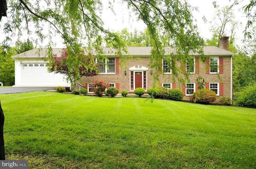 10506 Oak Pl, FAIRFAX, VA, 22030-2814 | Card Image
