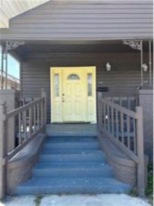 2312 Touro St, New Orleans, LA, 70119-1549 | Card Image