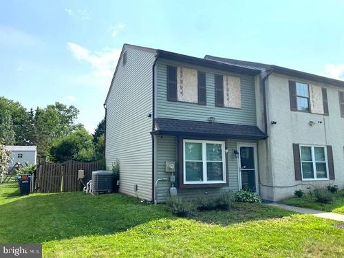 103 Redwood Dr, QUAKERTOWN, PA, 18951-3502 | Card Image